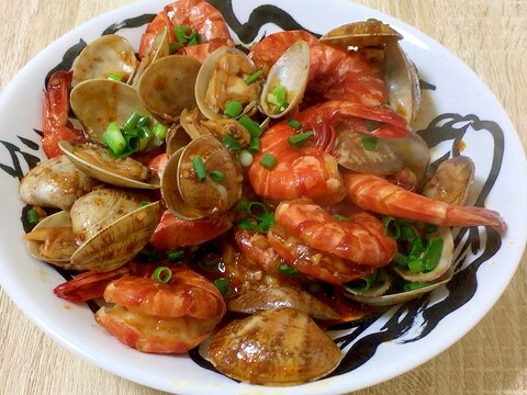 本番の中華エビ料理、エビと蛤の炒め